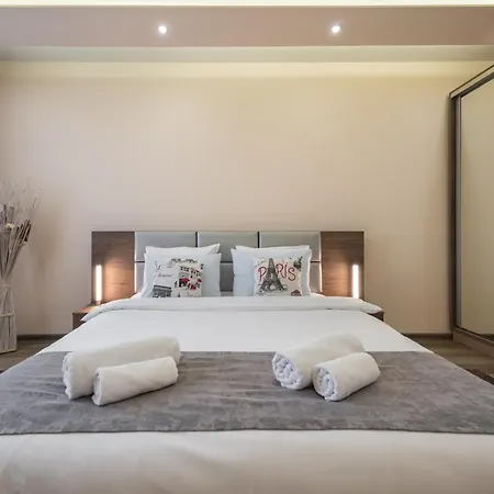 Cats Apartment Warna